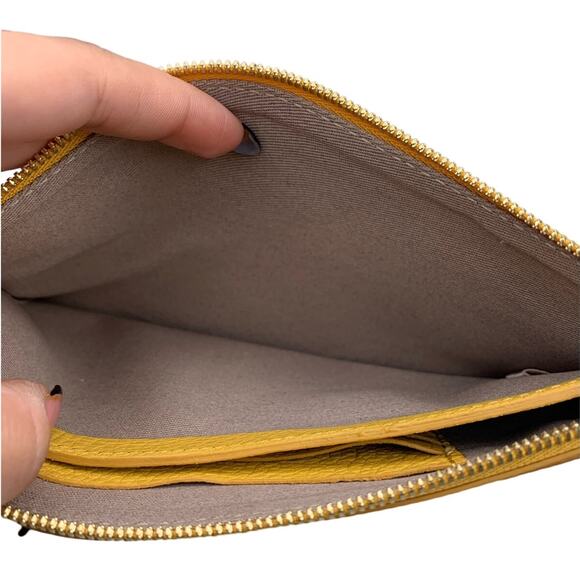 NWT CUYANA Turkey Mustard Wristlet - Picture 5 of 10